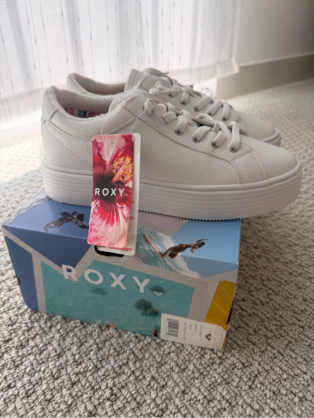 Roxy Women’s White Platform Lace-Up Sneakers